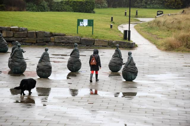 Rain fall at Littlehaven beach weebles.