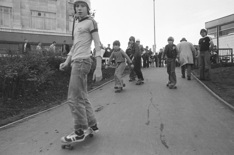 Skate boards became all the rage in the 70s and here are some youngsters enjoying skateboarding in Fawcett Street in October 1977. Other games that Wearside Echoes followed in their youth included Queenie, hide and seek and kick the can. Who can tell us more about Queenie and kick the can?