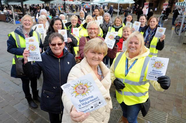South Tyneside Council Leader Cllr Tracey Dixon, Cllr's Ruth Berkley and Anne Hetherington, join volunteers.