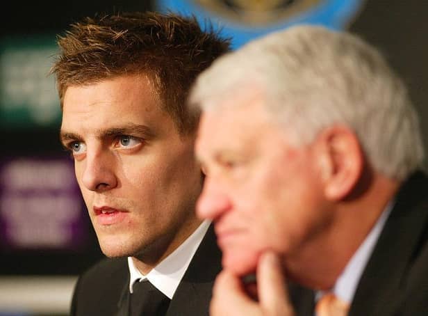 Newcastle manager Bobby Robson and new signing Jonathan Woodgate address the assembled media during a press conference at St James Park on January 31, 2003 in Newcastle, England. (Photo by Laurence Griffiths/Getty Images)