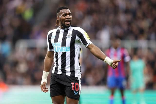 Allan Saint-Maximin of Newcastle United reacts during the Carabao Cup Third Round match between Newcastle United and Crystal Palace at St James' Park on November 09, 2022 in Newcastle upon Tyne, England. (Photo by George Wood/Getty Images)