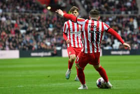 Lynden Gooch playing for Sunderland against Hull City.