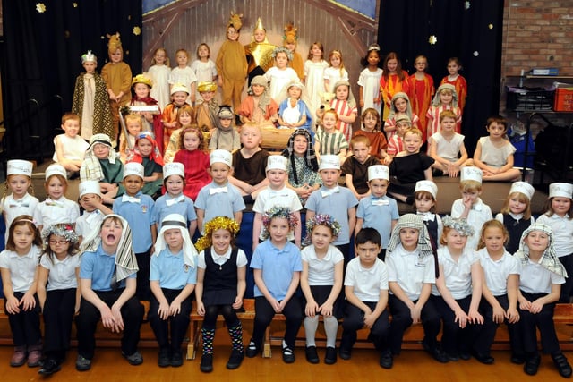 Can you believe that 10 years have passed since this Mortimer Primary School Nativity was performed.