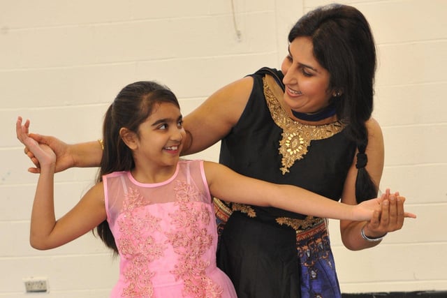 Bollywood dance teacher Shelly Vinayaki was pictured with dancer Jiya, from the Hindu Nari Sangh group at The Customs Space. Remember this from 2017?
