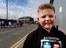 Noah Thompson was among the fans getting into the Ed Sheeran spirit ahead of the show.
