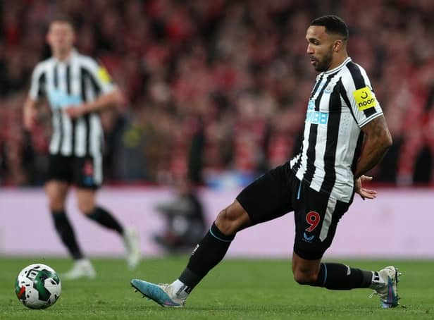 Newcastle United's English striker Callum Wilson passes the ball during the English League Cup final football match between Manchester United and Newcastle United at Wembley Stadium, north-west London on February 26, 2023. (Photo by ADRIAN DENNIS / AFP)
