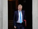 Britain's Culture Secretary Oliver Dowden leaves from 10 Downing Street in central London on October 7, 2020,. - Britain has suffered the worst death toll in Europe from the novel coronavirus COVID-19 outbreak, with more than 42,000 confirmed deaths.