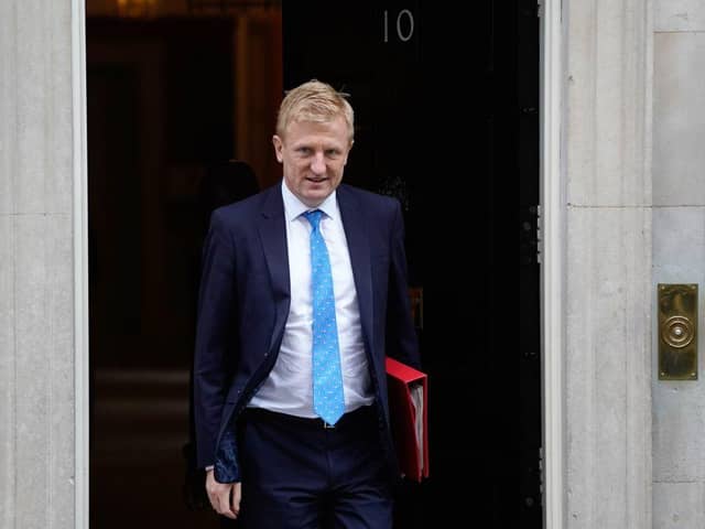 Britain's Culture Secretary Oliver Dowden leaves from 10 Downing Street in central London on October 7, 2020,. - Britain has suffered the worst death toll in Europe from the novel coronavirus COVID-19 outbreak, with more than 42,000 confirmed deaths.