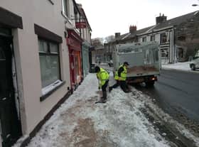 Is it legal to clear snow from public footpaths yourself?