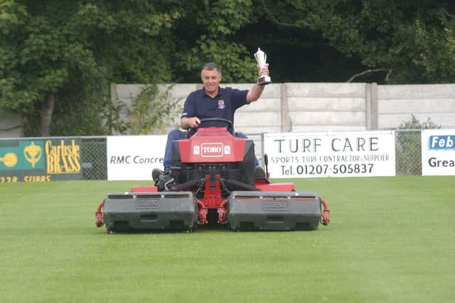 Tommy Porter, seen here with an award he won in 2003, has passed away aged 88.