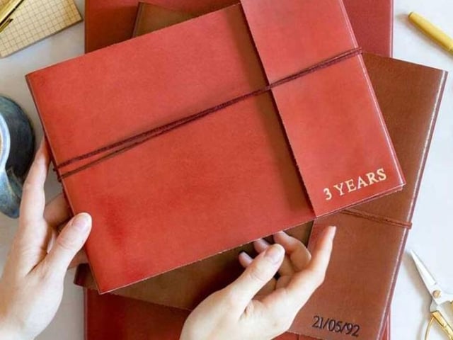 Personalised Distressed Leather Photo Album £22.95 – £39.95