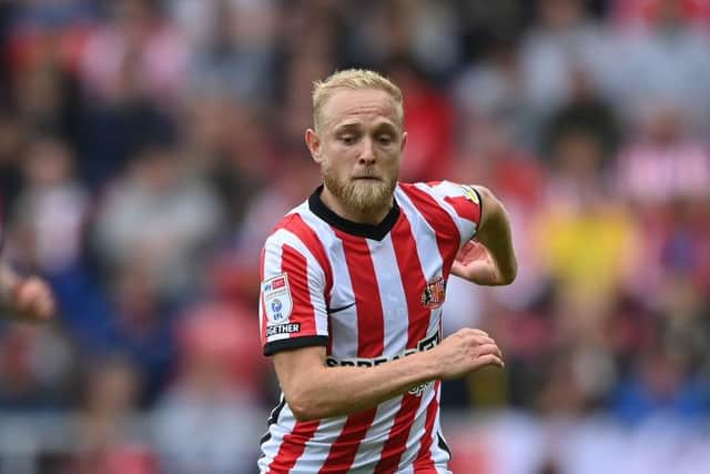 SUNDERLAND, ENGLAND - JULY 31: Sunderland player Alex Pritchard in action during the Sky Bet Championship between Sunderland and Coventry City at Stadium of Light on July 31, 2022 in Sunderland, England. (Photo by Stu Forster/Getty Images)