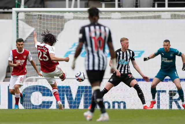 Mohamed Elneny opens the scoring.