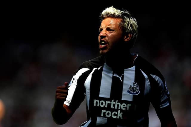 Alan Smith of Newcastle United shows his frustrations during the Barclays Premier League match between Newcastle United and Aston Villa at St James' Park on August 22, 2010 in Newcastle upon Tyne, England. (Photo by Clive Brunskill/Getty Images)