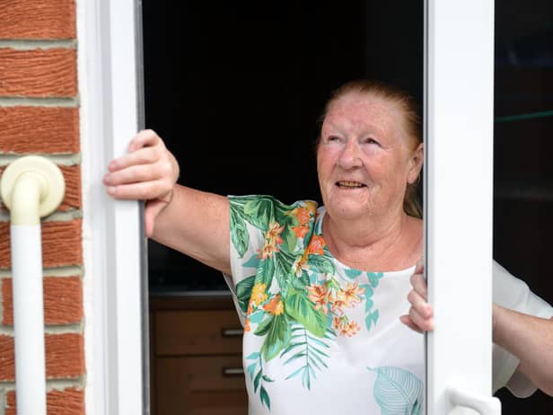 April Thomson was diagnosed with throat cancer thanks to her dentist raising the alarm.