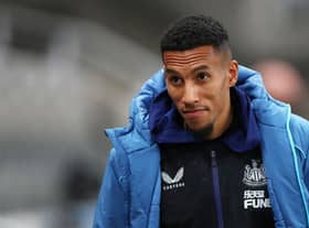 Isaac Hayden of Newcastle United arrives at the stadium prior to the Premier League match between Newcastle United and Norwich City at St. James Park on November 30, 2021 in Newcastle upon Tyne, England. (Photo by Ian MacNicol/Getty Images)