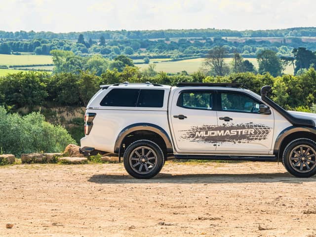 Isuzu D-Max V-Cross Mudmaster