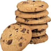 Avoiding foods like sweets, biscuits, chocolate, cakes, sweetened yoghurts, white bread, white rice, pasta and white potatoes may help reduce your risk.