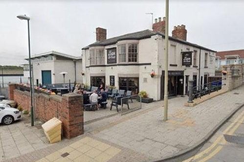 Fans of real ale will be glad this riverside spot is back open for a pint in the sun.
