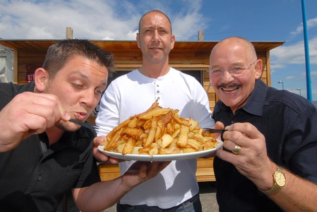 The Sanddancer opened a fish and chip trailer on the side of the pub in 2009 and Peter Frail, Steve Burton and Jeff Wood were keen to chip in.