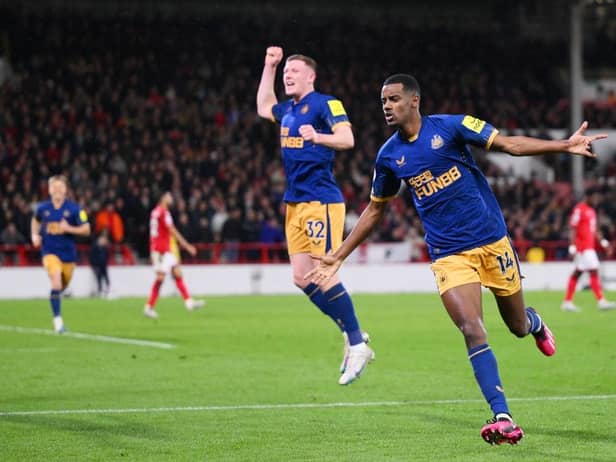 Alexander Isak of Newcastle United scores the team's second goal from a penalty kick during the Premier League match between Nottingham Forest and Newcastle United at City Ground on March 17, 2023 in Nottingham, England. (Photo by Laurence Griffiths/Getty Images)