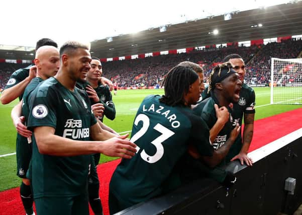 Allan Saint-Maximin celebrates his goal.