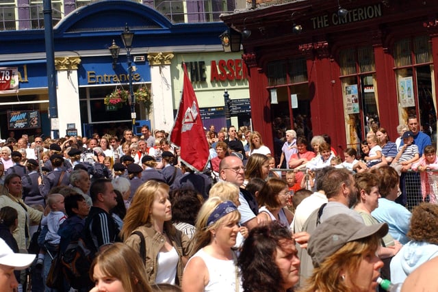 Look at the size of the crowds for the parade.