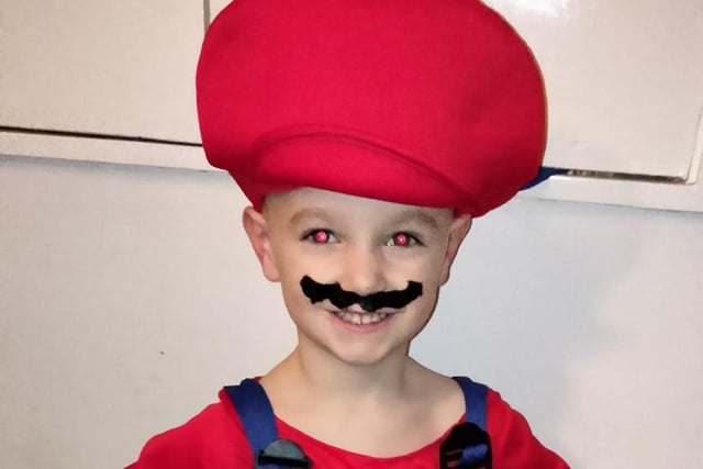 Brodie, 4 dressed as Super Mario.