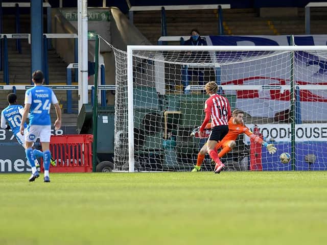 Siriki Dembele puts Peterborough into the lead against Sunderland