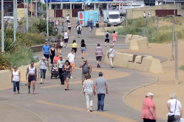 When will temperatures peak in South Tyneside this week?