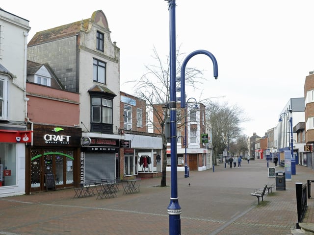 In Gosport, the positivity rate as of December 24 was 16.9 per cent, compared to the previous high of 15.5 per cent. The local authority has the 269th largest positivity rate in England, the average being 22.4 per cent.