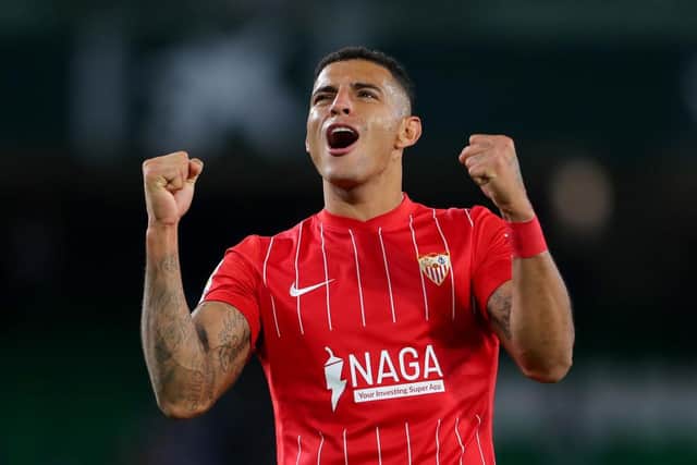 Newcastle United look like missing out on Sevilla defender Diego Carlos (Photo by Fran Santiago/Getty Images)