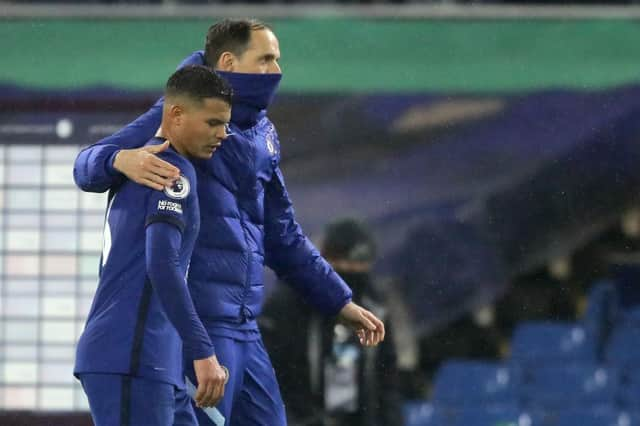 Chelsea's German head coach Thomas Tuchel (L) reacts with Chelsea's Brazilian defender Thiago Silva. (Photo by RICHARD HEATHCOTE/POOL/AFP via Getty Images)