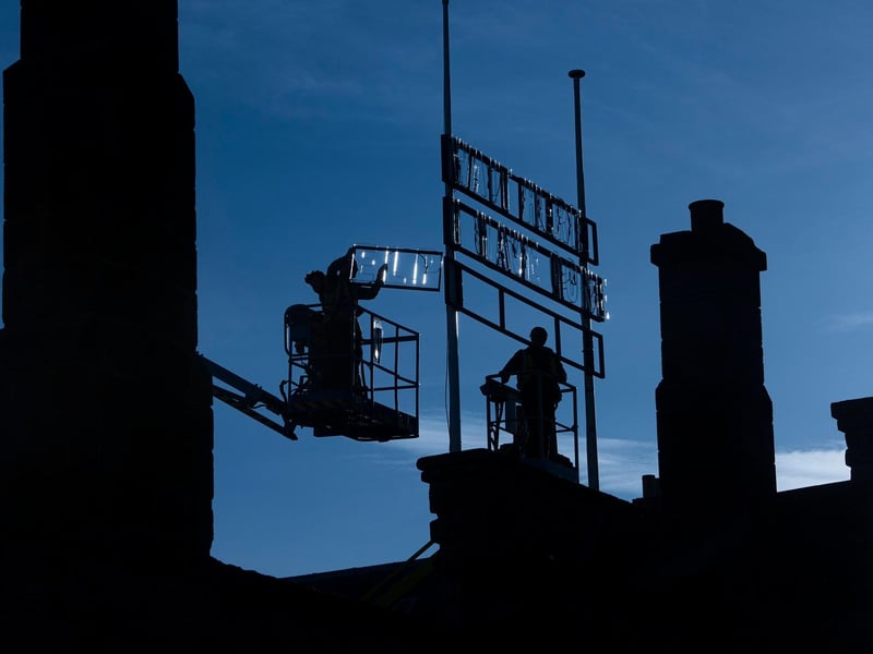 Wait Here (Double Line), has been commissioned by Berwick Visual Arts in partnership with English Heritage and is supported by Berwick Welcome Visitor Project.