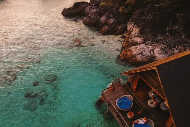 Visit luxury destinations for less