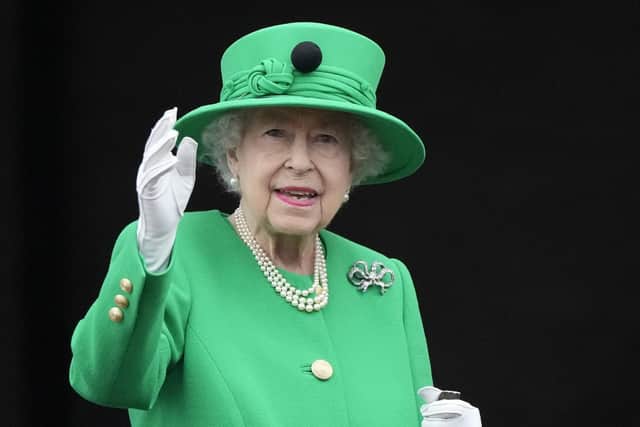 Queen Elizabeth II on the balcony during on June 05, 2022 in London, during The Platinum Jubilee  celebrations.  (Photo by Frank Augstein - WPA Pool/Getty Images)