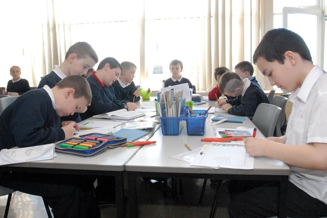 Plenty of concentration in this classroom photo.