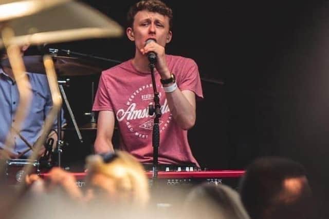 Whitburn singer Lewis Curry has organised a live music fundraiser to say thanks to NHS staff.