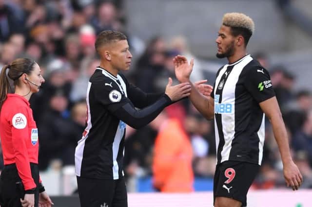 The statistics of Dwight Gayle & Joelinton compared.