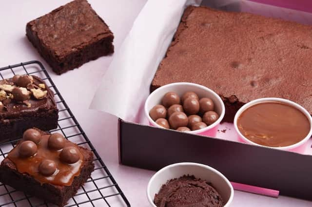 New Brownie Decorating Kit by The Hummingbird Bakery