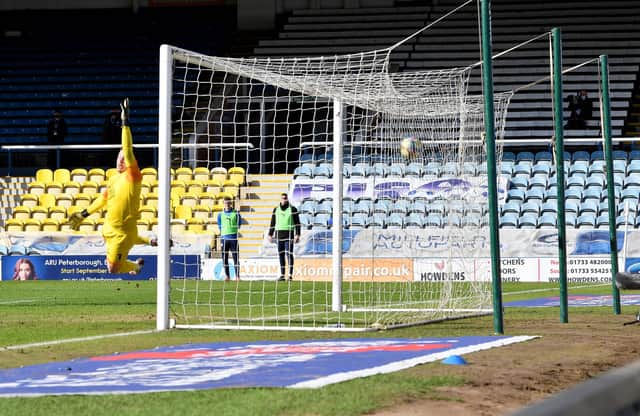 Aiden McGeady's stunning free kick levels the scores