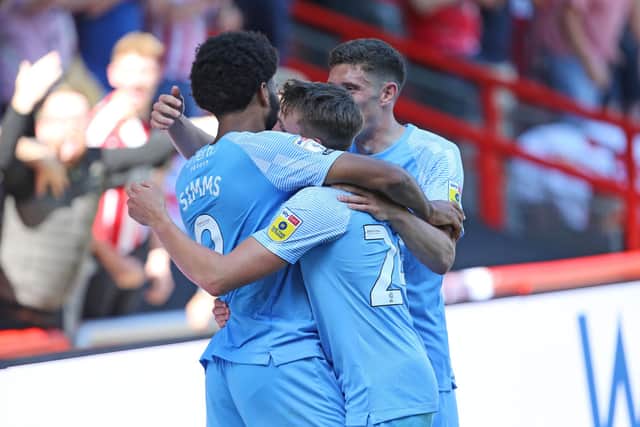 Ellis Simms celebrates his second goal