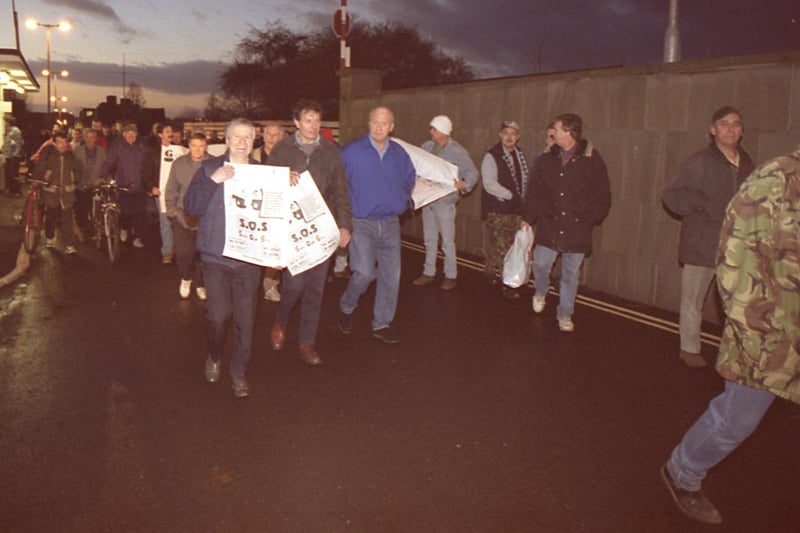 Back to November 1998 as workers leave the plant. Did you work there?