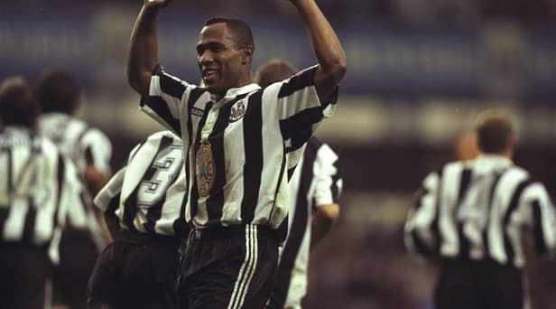Les Ferdinand (Mandatory Credit: Ben  Radford/Allsport)