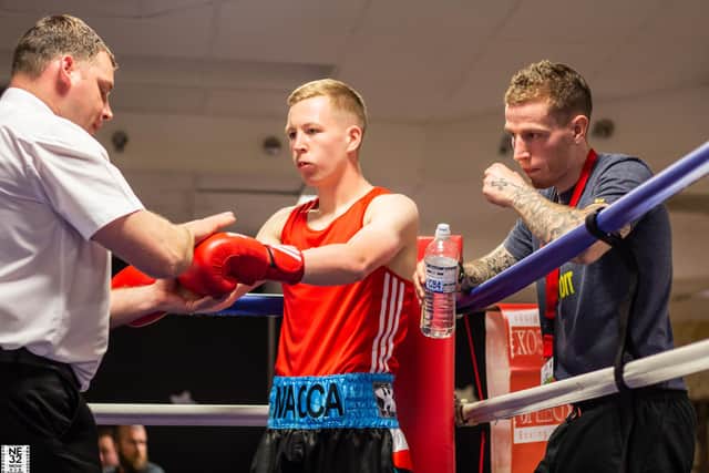 Bilton Hall Amateur Boxing Club members are raising funds with a gruelling challenge.