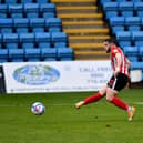 Lynden Gooch settles the contest in stoppage time