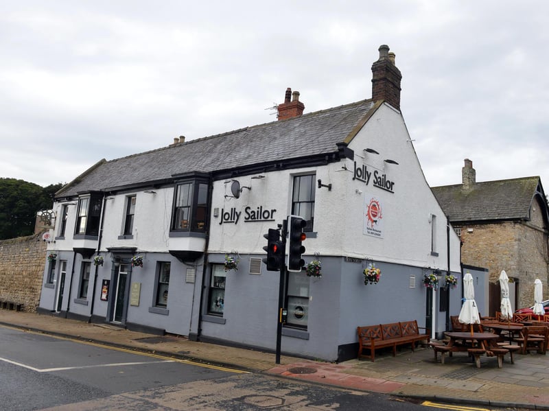 Legend has it the pub is haunted by a Green Lady - a lovelorn girl who was dumped by a visiting coachman, and pined herself away. 
She haunts the upstairs of the pub in her fine green dress, bought to impress her would-be suitor.
There are reports of paranormal activity including a nurse called Rachael and the spirit of a man who apparently died of unnatural causes in the pub.