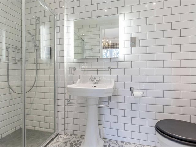 En-suite shower room.