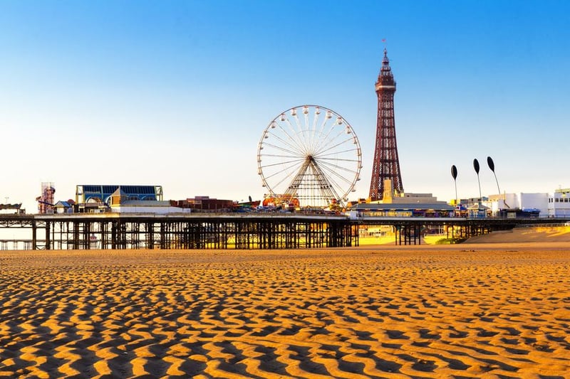 Keeping the kids entertained in Blackpool won’t be difficult, with a waterpark, dungeons and the Pleasure Beach all at your disposal, along with the beach and promenade which is lined with cafes, restaurants and attractions.