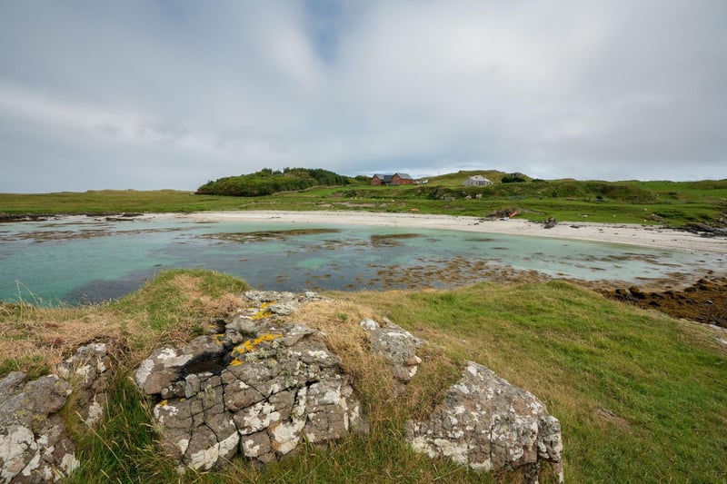 Lucia Ketchin wants to "sing with the seals" on the white beaches of the remote island.